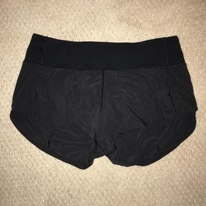 Lululemon black shorts 4